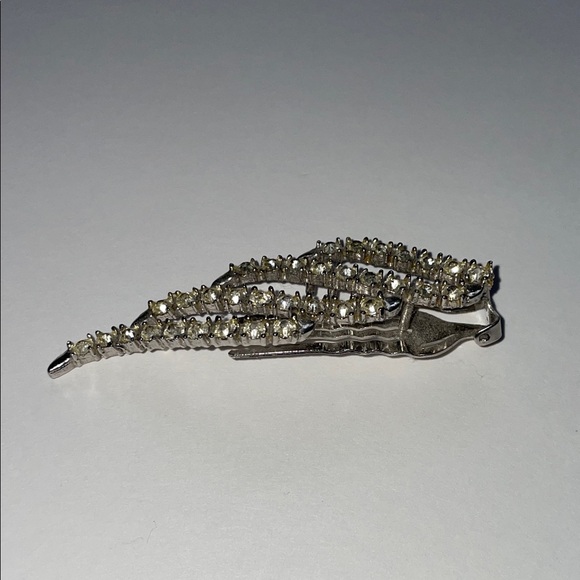 Vintage rhinestone hair clip.  3” - Picture 2 of 6